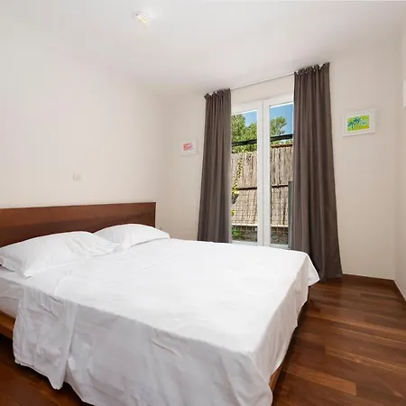 New Five Star Superior Apartament