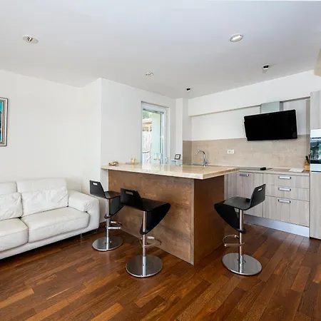 New Five Star Superior