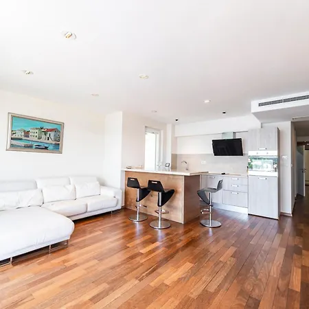 New Five Star Superior